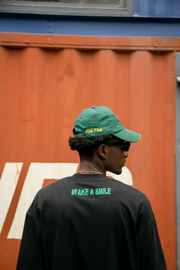 FakeSmile cap
